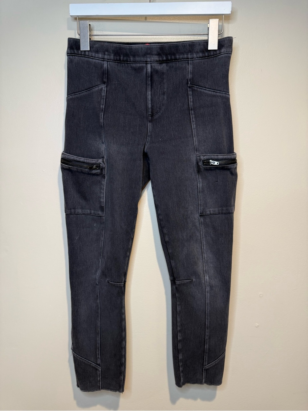 SPANX Cargo Moto Streetwise Black pull on jeggings Jeans size medium